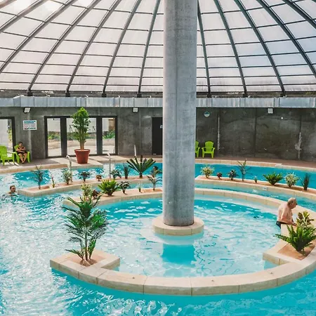 Les Garennes ראנג-דו-פלייר