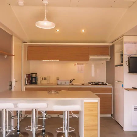 אתר קמפינג Les Garennes