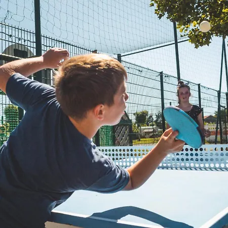 Les Garennes Kemping 4*