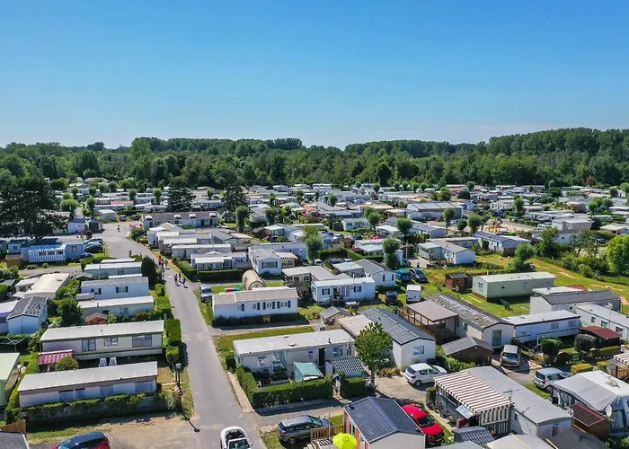 Camping Les Garennes Rang-du-Fliers