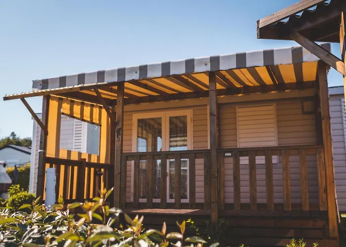 Camping Les Garennes 4*