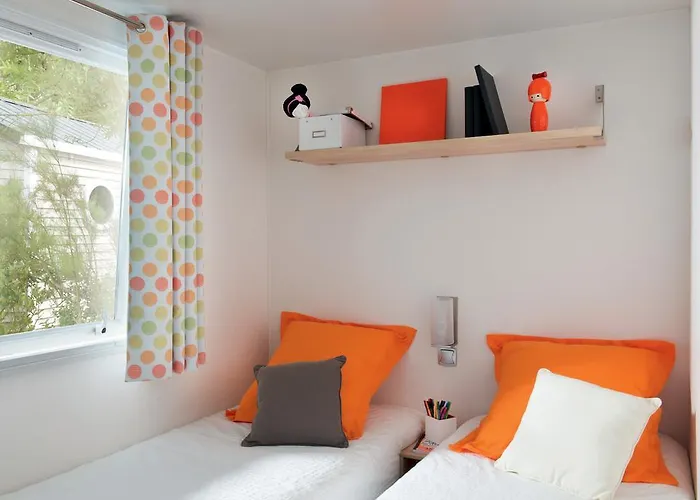 Camping Les Garennes 4*